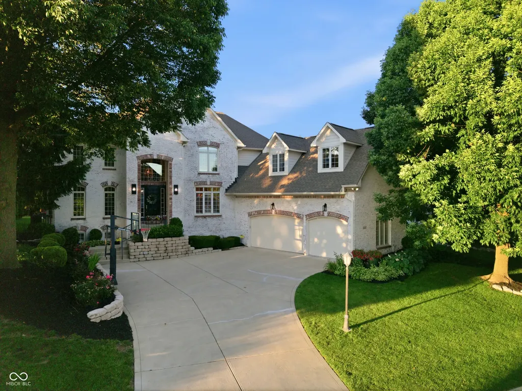 14232 Kingdom Court Fishers IN 46040
