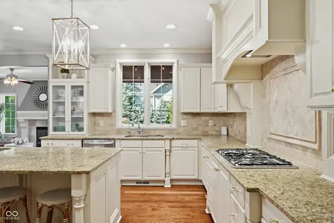 14232 Kingdom Court Fishers IN 46040
