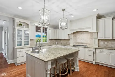 14232 Kingdom Court Fishers IN 46040