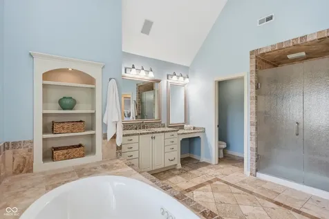 14232 Kingdom Court Fishers IN 46040