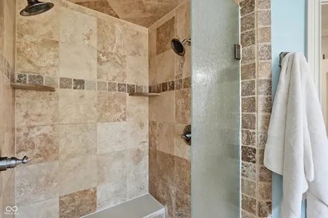 14232 Kingdom Court Fishers IN 46040