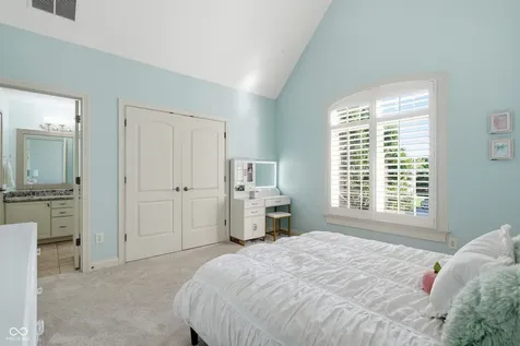 14232 Kingdom Court Fishers IN 46040