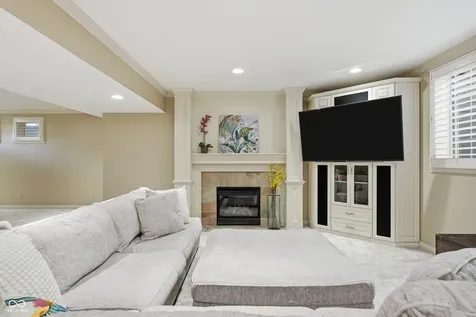 14232 Kingdom Court Fishers IN 46040