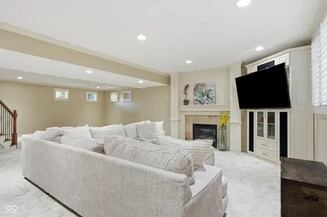 14232 Kingdom Court Fishers IN 46040