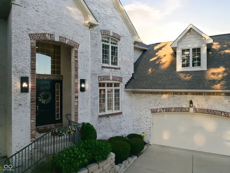 14232 Kingdom Court Fishers IN 46040