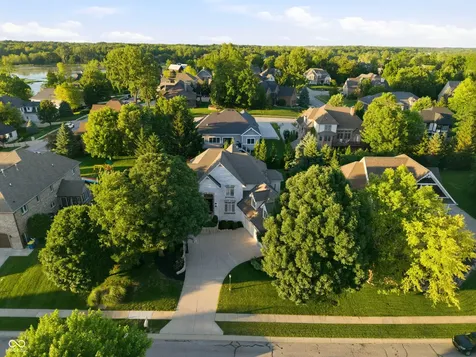14232 Kingdom Court Fishers IN 46040