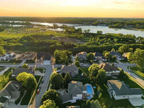 14232 Kingdom Court Fishers IN 46040