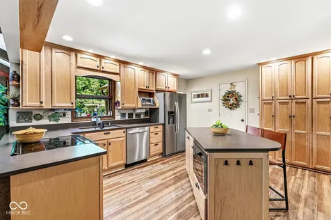 112 Pinehurst Avenue Fishers IN 46037