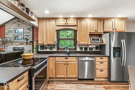 112 Pinehurst Avenue Fishers IN 46037