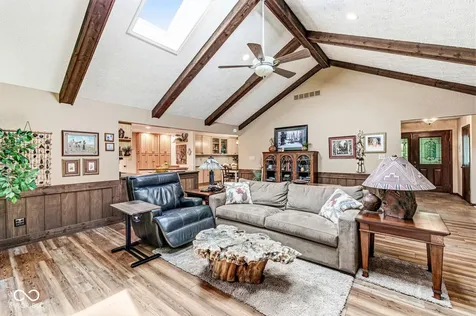 112 Pinehurst Avenue Fishers IN 46037
