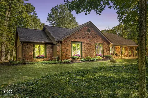 112 Pinehurst Avenue Fishers IN 46037