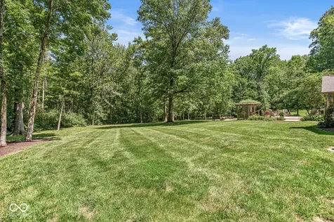 112 Pinehurst Avenue Fishers IN 46037