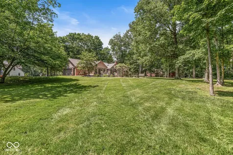 112 Pinehurst Avenue Fishers IN 46037