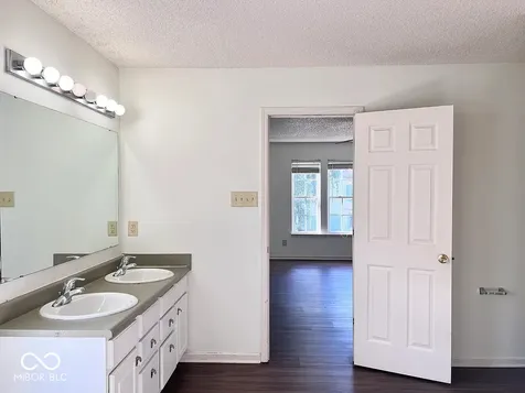 10400 Hickory Hill Drive Indianapolis IN 46234