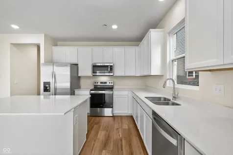3808 Riverstone Drive Whitestown IN 46075