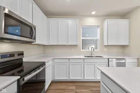 3808 Riverstone Drive Whitestown IN 46075