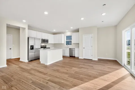 3808 Riverstone Drive Whitestown IN 46075