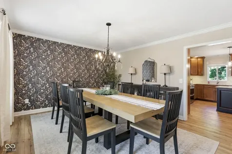 8404 Eastbay Drive Indianapolis IN 46236