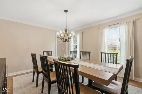 8404 Eastbay Drive Indianapolis IN 46236