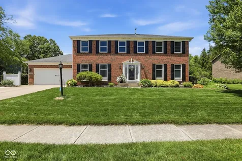8404 Eastbay Drive Indianapolis IN 46236