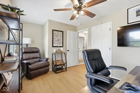 8404 Eastbay Drive Indianapolis IN 46236