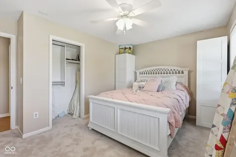 8404 Eastbay Drive Indianapolis IN 46236
