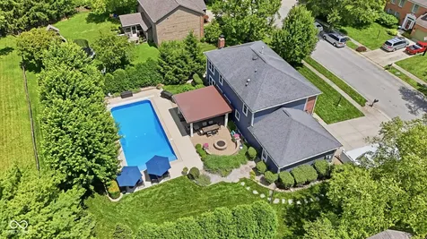 8404 Eastbay Drive Indianapolis IN 46236