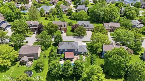 8404 Eastbay Drive Indianapolis IN 46236