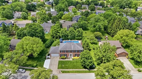 8404 Eastbay Drive Indianapolis IN 46236