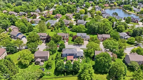 8404 Eastbay Drive Indianapolis IN 46236