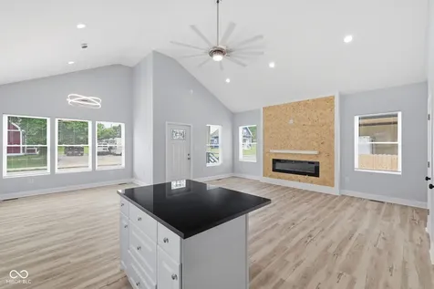 2402 E Brookside Avenue Indianapolis IN 46218