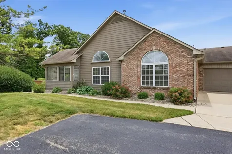 2392 Steeple Chase Shelbyville IN 46176