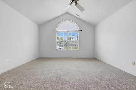 2392 Steeple Chase Shelbyville IN 46176