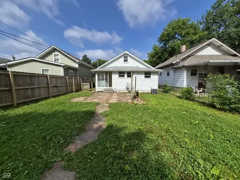 925 N Somerset Avenue Indianapolis IN 46222
