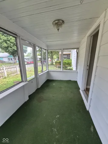 925 N Somerset Avenue Indianapolis IN 46222