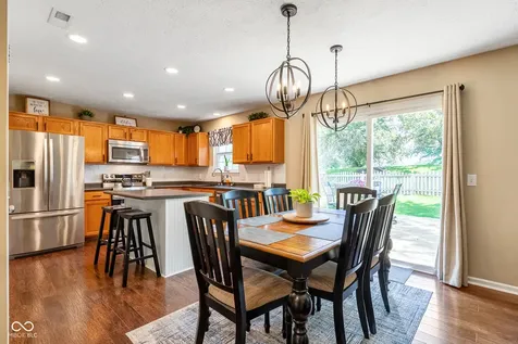 661 Country Walk Drive Brownsburg IN 46112