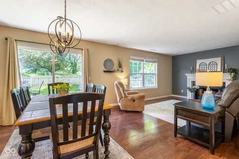 661 Country Walk Drive Brownsburg IN 46112