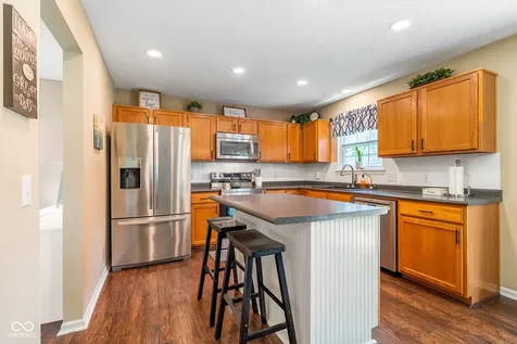 661 Country Walk Drive Brownsburg IN 46112
