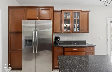 6691 Beekman Place Zionsville IN 46077
