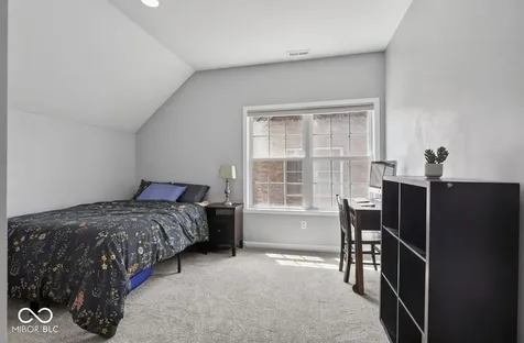 6691 Beekman Place Zionsville IN 46077