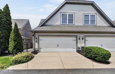 6691 Beekman Place Zionsville IN 46077