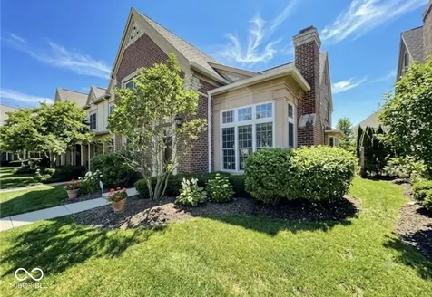 6691 Beekman Place Zionsville IN 46077