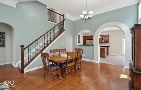 6691 Beekman Place Zionsville IN 46077
