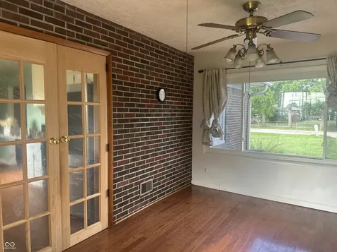 8022 Meadow Lane Indianapolis IN 46227