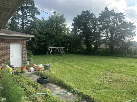 8022 Meadow Lane Indianapolis IN 46227