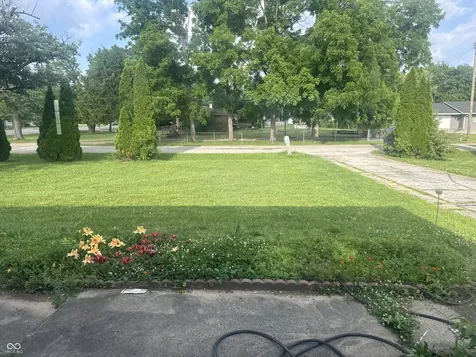 8022 Meadow Lane Indianapolis IN 46227