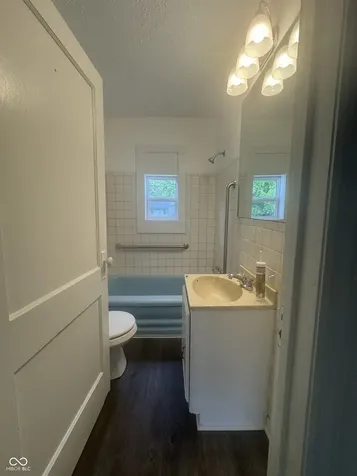 2524 Schofield Indianapolis IN 46218