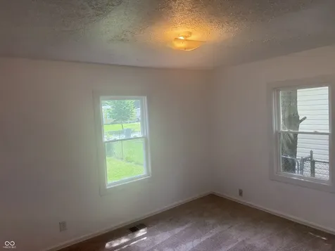2524 Schofield Indianapolis IN 46218