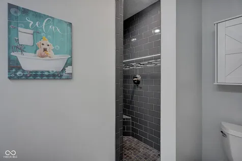 1045 Pin Oak Mooresville IN 46158