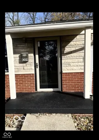 4209 Lesley Avenue Indianapolis IN 46226